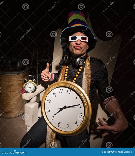 rapper with big clock